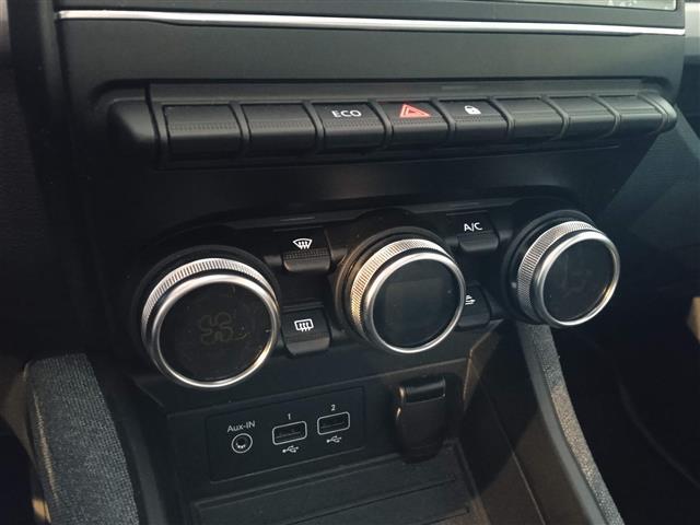 RENAULT ZOE 00014623_VO38043670