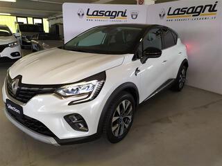 RENAULT Captur 00008295_VO38013330