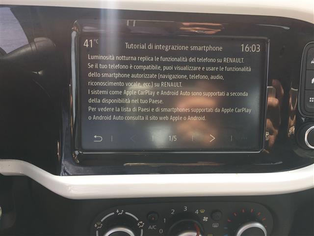 RENAULT Twingo 02640515_VO38043366