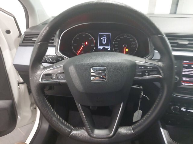Inside Arona Diesel  Blanco
