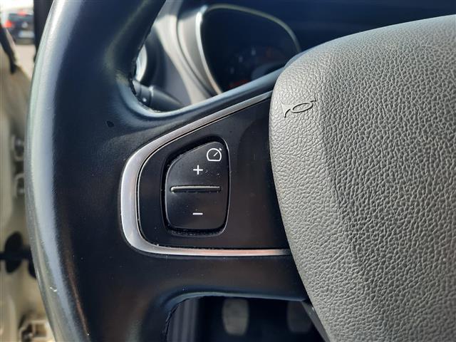 RENAULT Captur I 2017 02638972_VO38043366