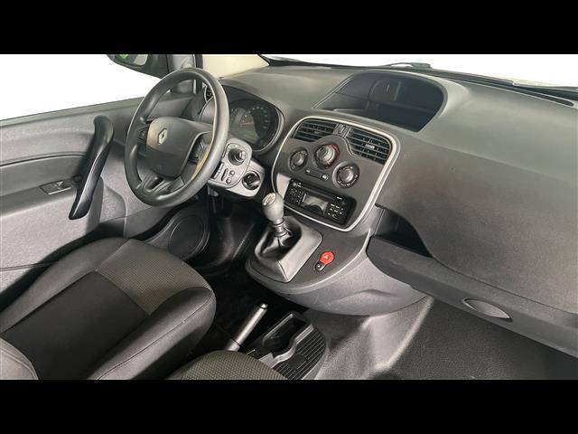 RENAULT kangoo 00015325_VO38043670