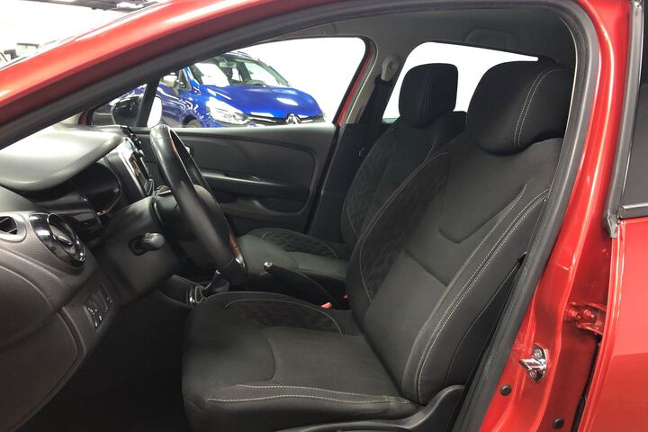 Inside Clio  Rojo Deseo