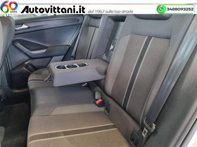 VOLKSWAGEN T Roc 00962913_VO38023207