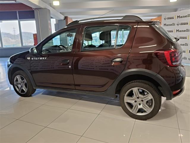 DACIA Sandero  Stepway 00014546_VO38013022