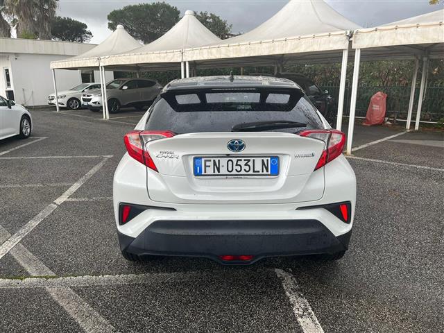 TOYOTA C HR 2016 02640771_VO38043366