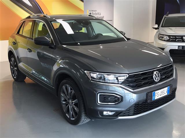 VOLKSWAGEN T Roc 2017 10031532_VO38013447
