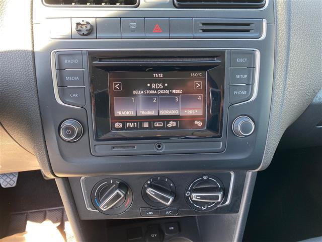VOLKSWAGEN Polo V 2014 02640086_VO38043366