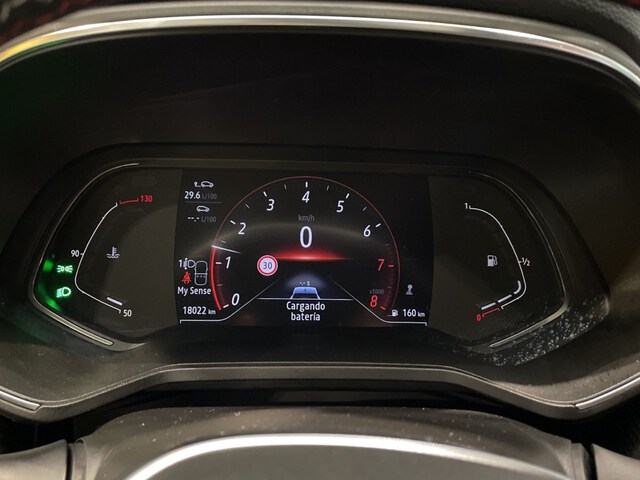 Inside Clio  Gris Titanium
