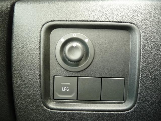 DACIA Duster 00335486_VO38013550