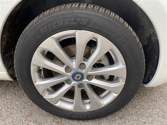 RENAULT ZOE 02640772_VO38043366