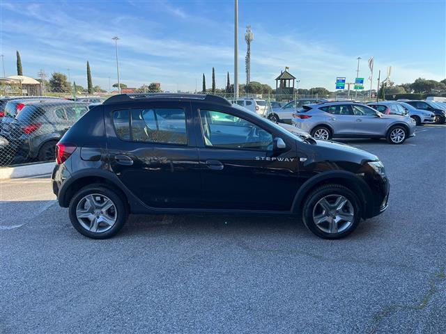 DACIA Sandero  Stepway 02641006_VO38043366