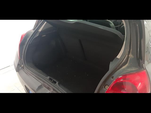 RENAULT Clio 00006451_VO38033579