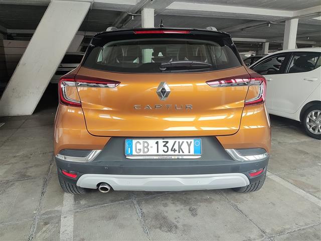 RENAULT Captur II 2019 00025369_VO38013404