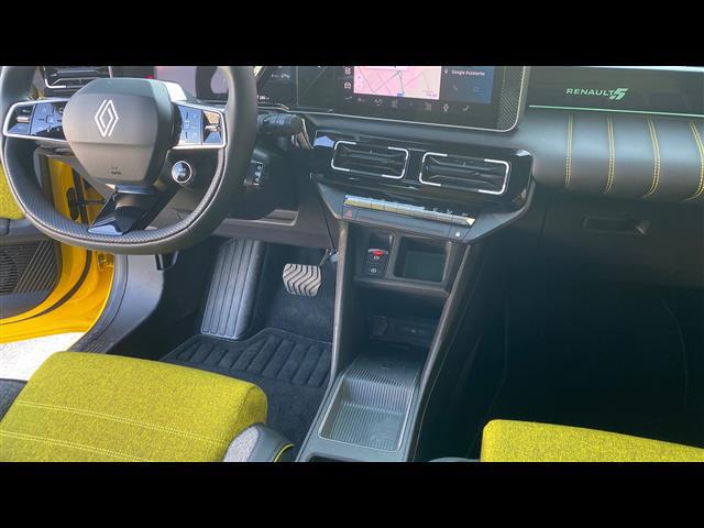 RENAULT Renault 5 00335279_VO38013550