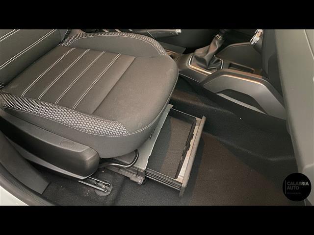DACIA Duster II 2018 00006585_VO38033579