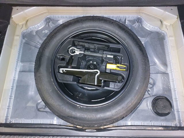 Inside C4 Picasso Diesel  Gris