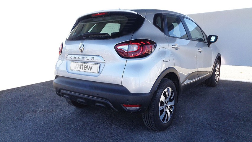 Outside Captur  GRIS