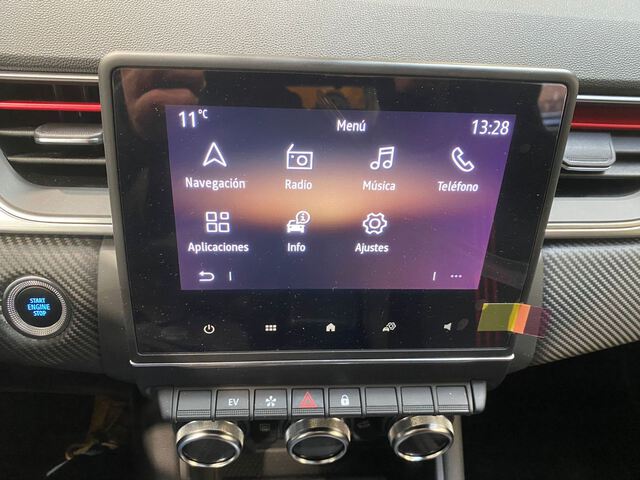 Inside Captur Híbrido  Azul Rayo con techo 