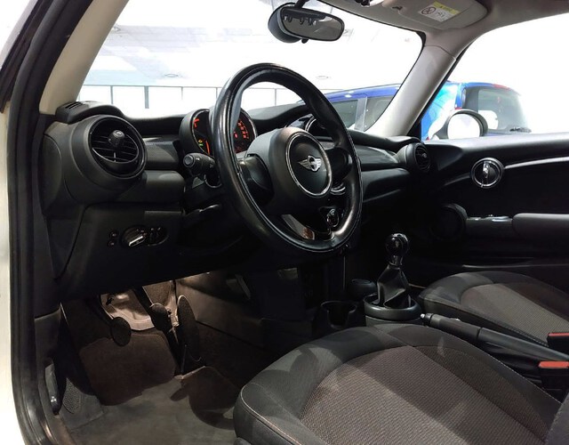 Inside  R56 Diesel  Marfil