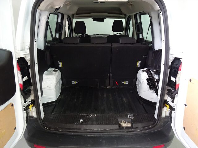 Inside Transit Courier Kombi Diesel  Blanco