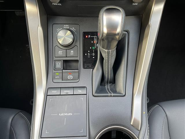 LEXUS NX I 2018 02640864_VO38043366