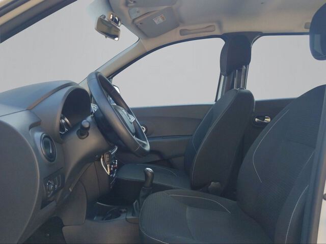 Inside Lodgy Diesel  Blanco Glaciar