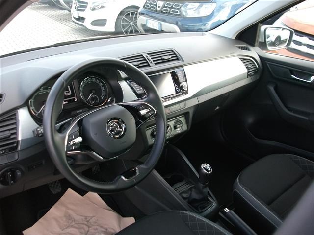 SKODA Fabia 01257190_VO38043211