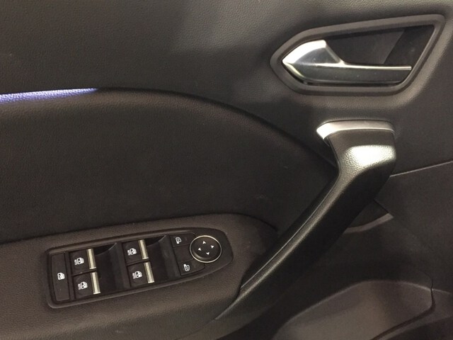 Inside Captur  Azul Volga con techo