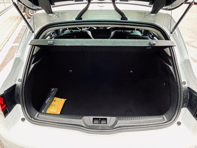 Exterieur Megane  wit