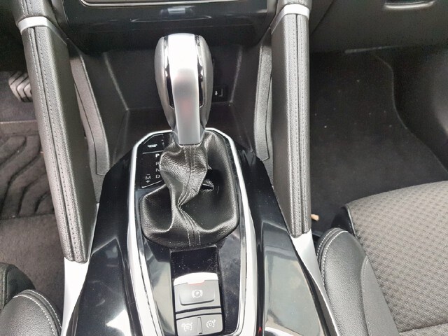Inside Koleos Diesel  Gris Tornado