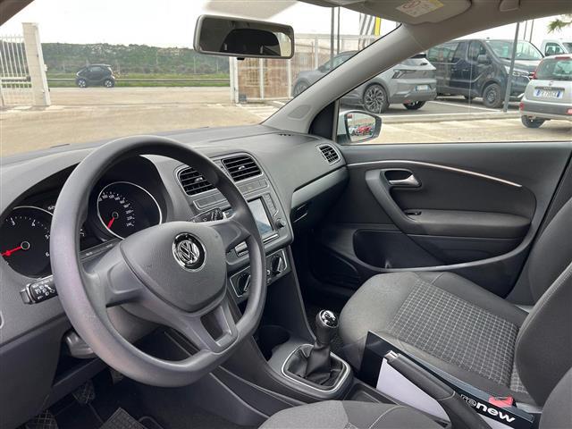 VOLKSWAGEN Polo V 2014 01247709_VO38013065