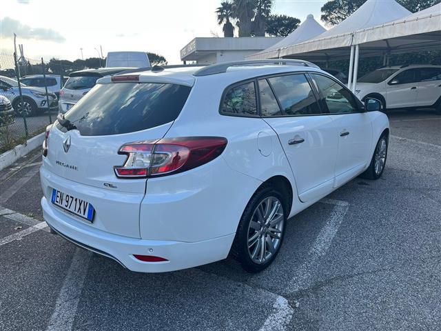 RENAULT Megane 02640701_VO38043366