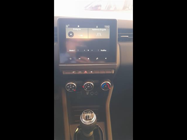 RENAULT Clio V 2019 00023944_VO38013404
