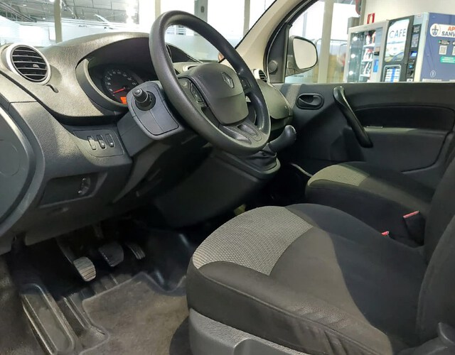 Inside Kangoo Combi Diesel  BLANCO
