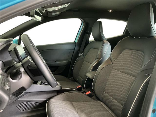 RENAULT Clio 00985194_VO38023207