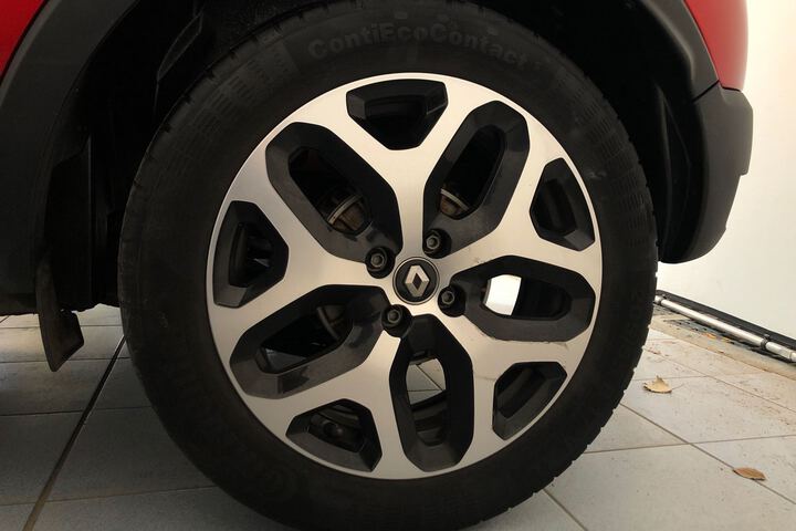 Outside Captur  Rojo