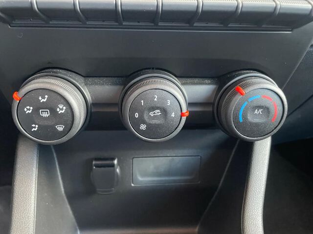 Inside Clio  BLANCO