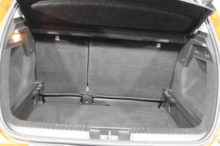 Inside Captur  NARANJA