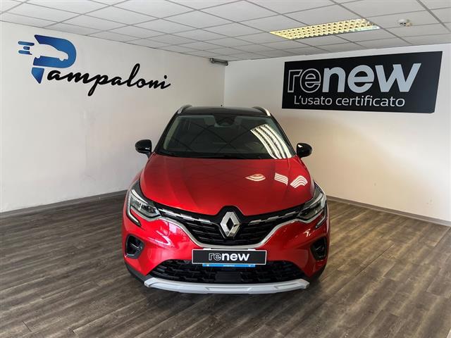RENAULT Captur 03301260_VO38043894