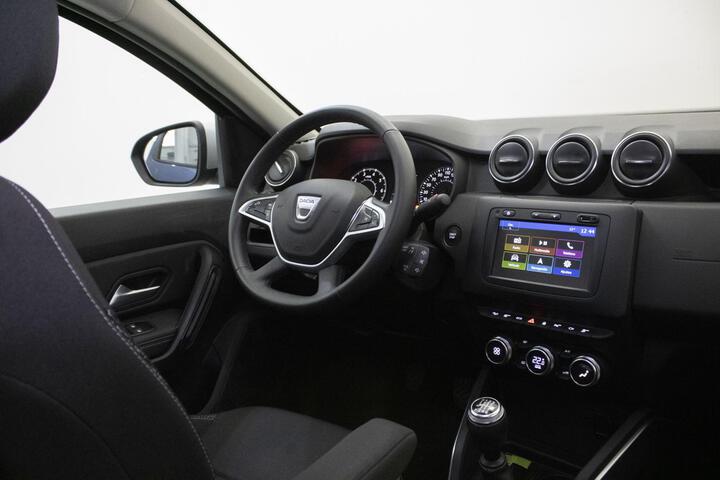 Inside Duster Diesel  Azul Cosmos