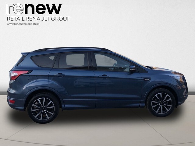 Outside Kuga  Azul impact
