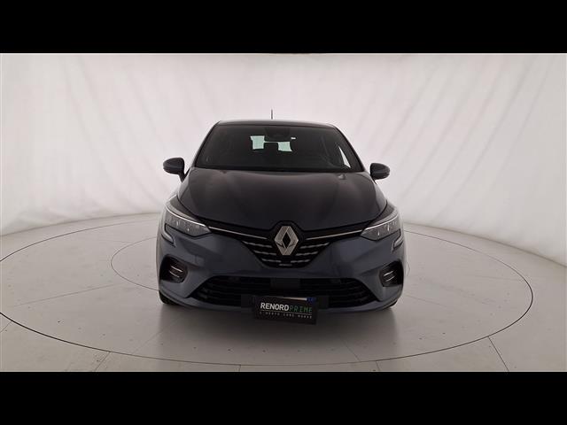 RENAULT Clio 00948157_VO38023732