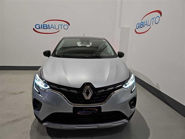 RENAULT Captur 02416142_VO38013170