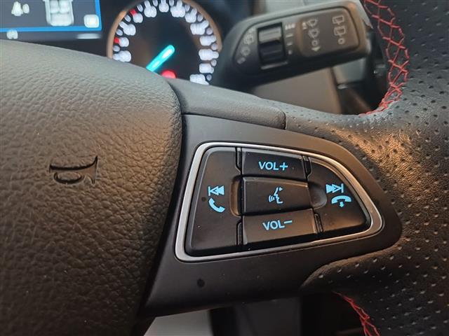 FORD EcoSport 00014262_VO38023184