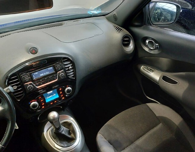 Inside Juke  Azul Vivid