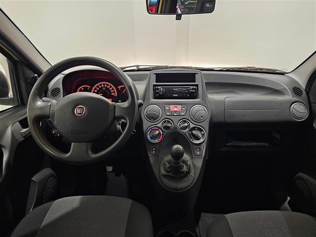 FIAT Panda 02415298_VO38013170