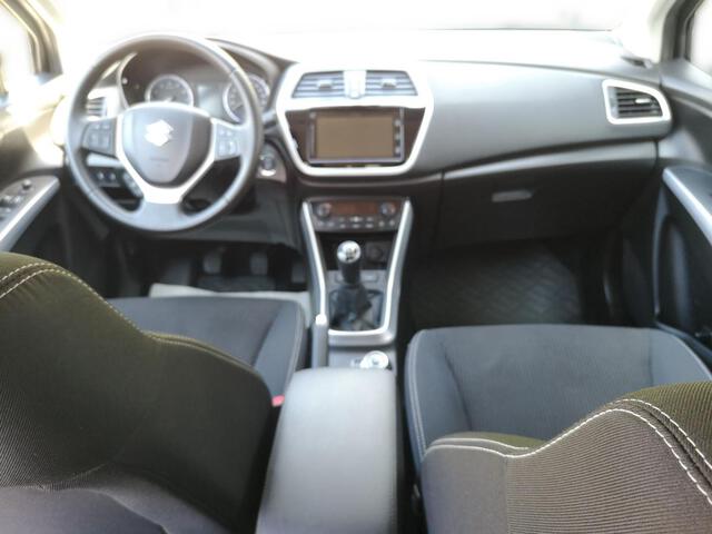 Außenausstattung SX4 S-Cross Canyon Brown Pearl   braun