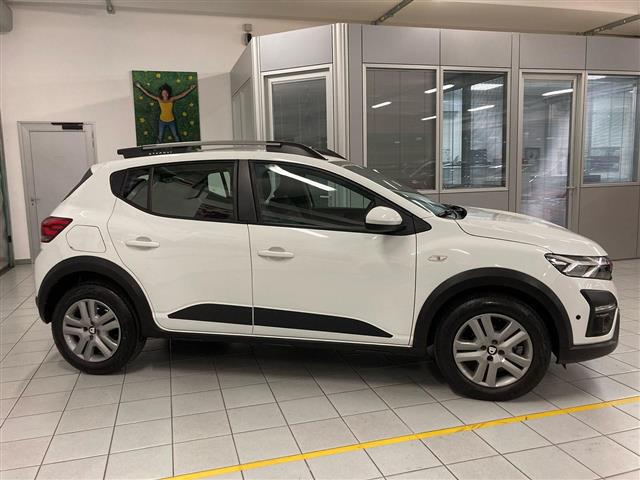 DACIA Sandero Stepway III 2021 00014732_VO38013022