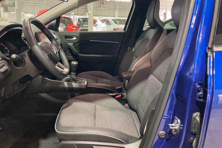 Inside Captur  Azul